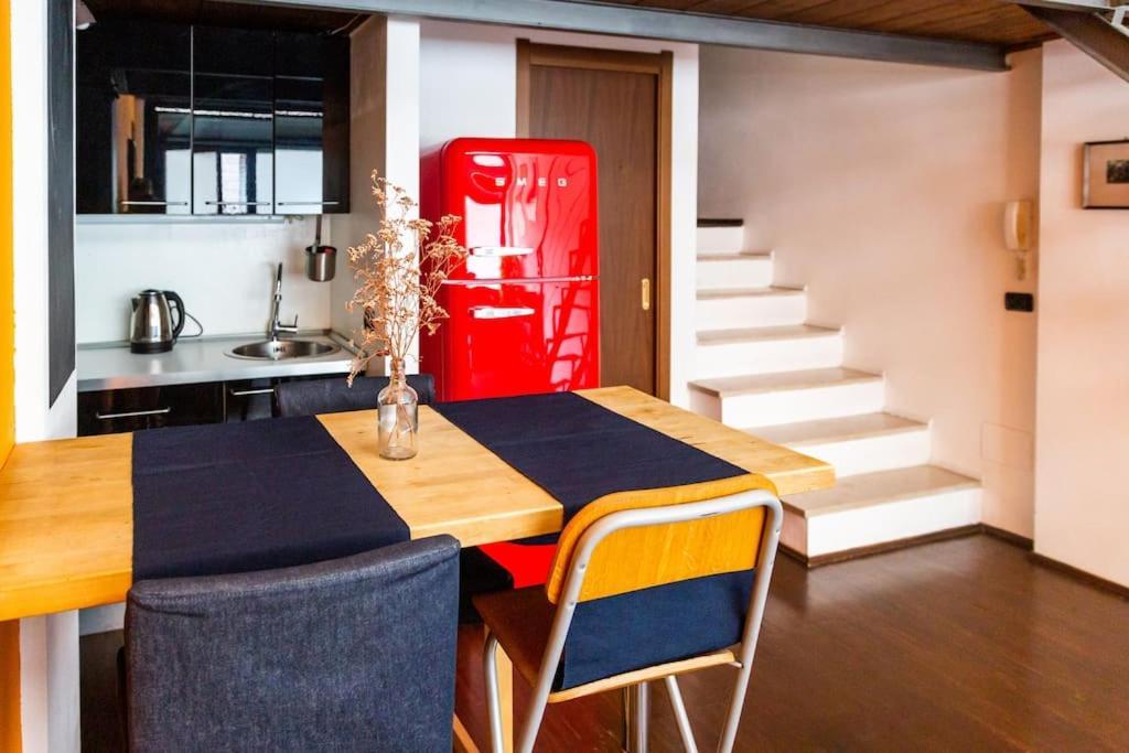 Apartamento 2 Min Da Porta Genova - Elegante Bilocale Milán Exterior foto