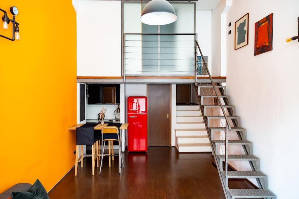 Apartamento 2 Min Da Porta Genova - Elegante Bilocale Milán Exterior foto