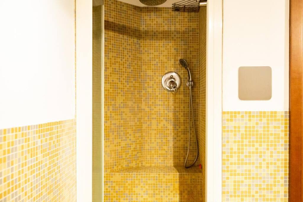 Apartamento 2 Min Da Porta Genova - Elegante Bilocale Milán Exterior foto