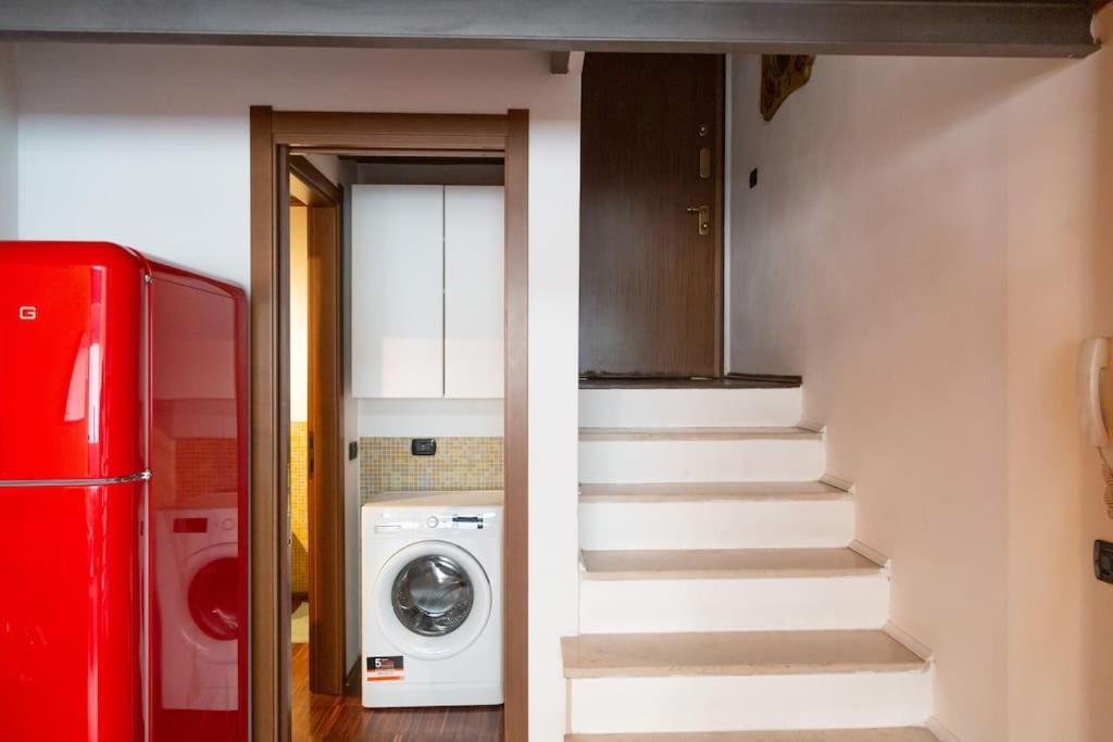 Apartamento 2 Min Da Porta Genova - Elegante Bilocale Milán Exterior foto