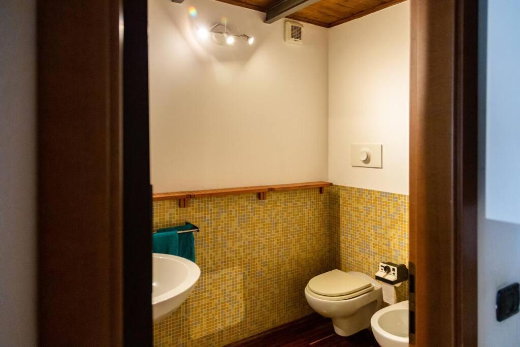 Apartamento 2 Min Da Porta Genova - Elegante Bilocale Milán Exterior foto